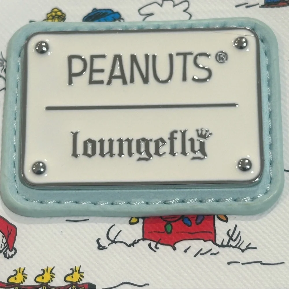 Loungefly Peanuts Snoopy Charlie Brown Zip Around Wallet Continental AOP